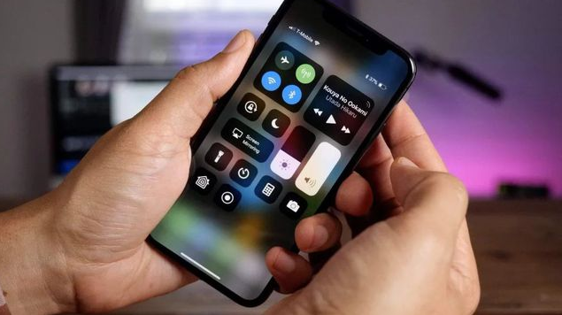 邗江苹果手机维修分享iPhone 12信号差怎么办 