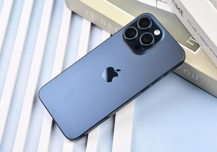 邗江苹果维修点分享iPhone 15 Pro Max屏幕更换全新实操风险 
